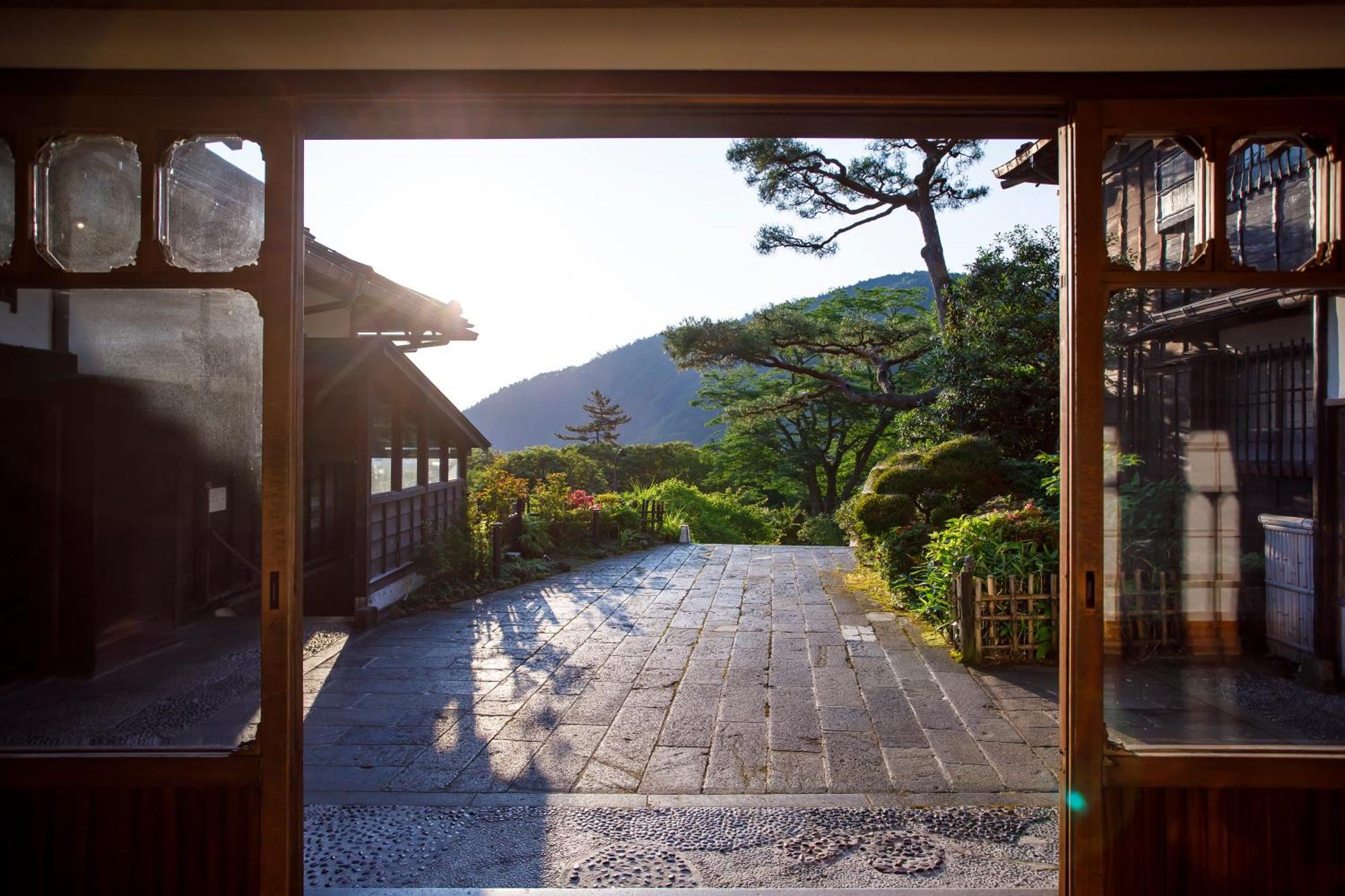 Kowakien Mikawaya Ryokan 4*