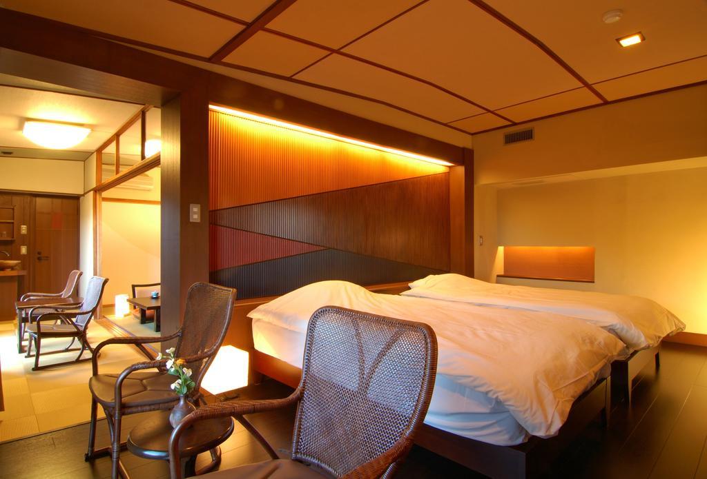 Kowakien Mikawaya Ryokan 4*
